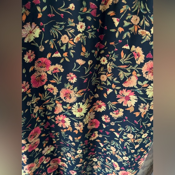 Women’s Fall Floral Dress - Picture 2 of 4